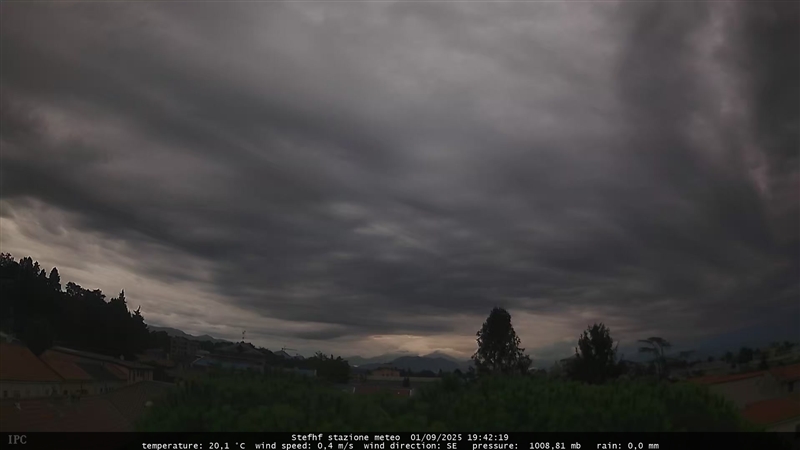 immagine della webcam nei dintorni di Alzate Brianza: webcam Meda